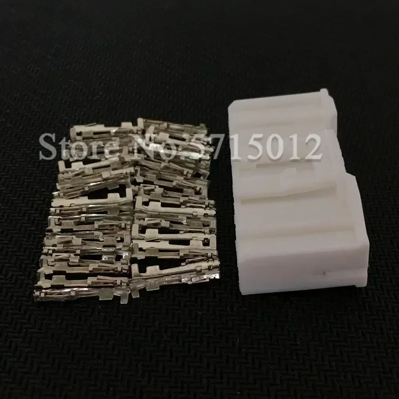 40 Hole Auto Car Dash Board Assembly Connector Automotive Wiring Harness Plug For Toyota Corolla