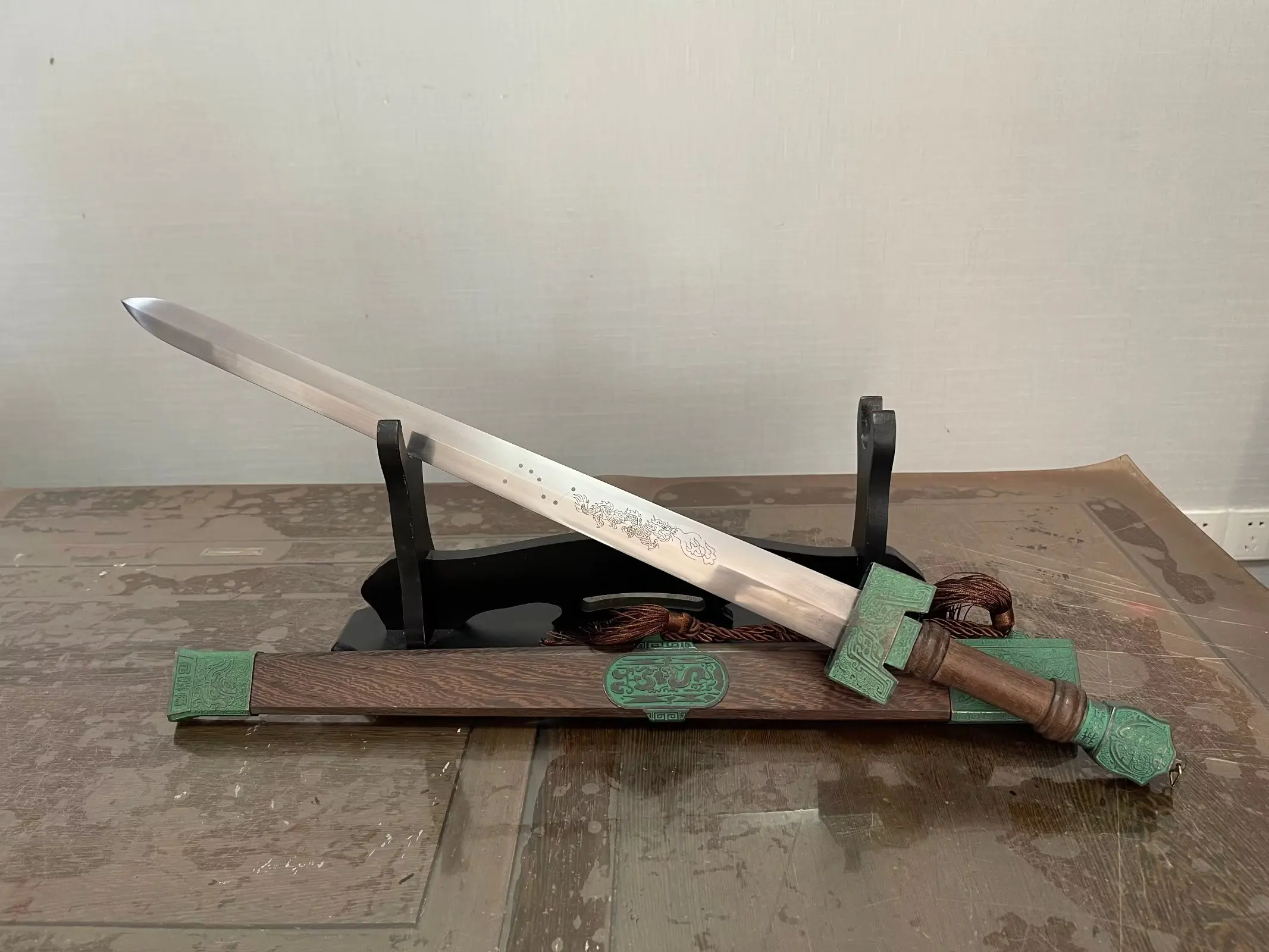68cm martial arts kung fu, ancient Chinese decoration, Samurai Sword, carbon steel, not sharp, lucky feng shui, genuine katana,