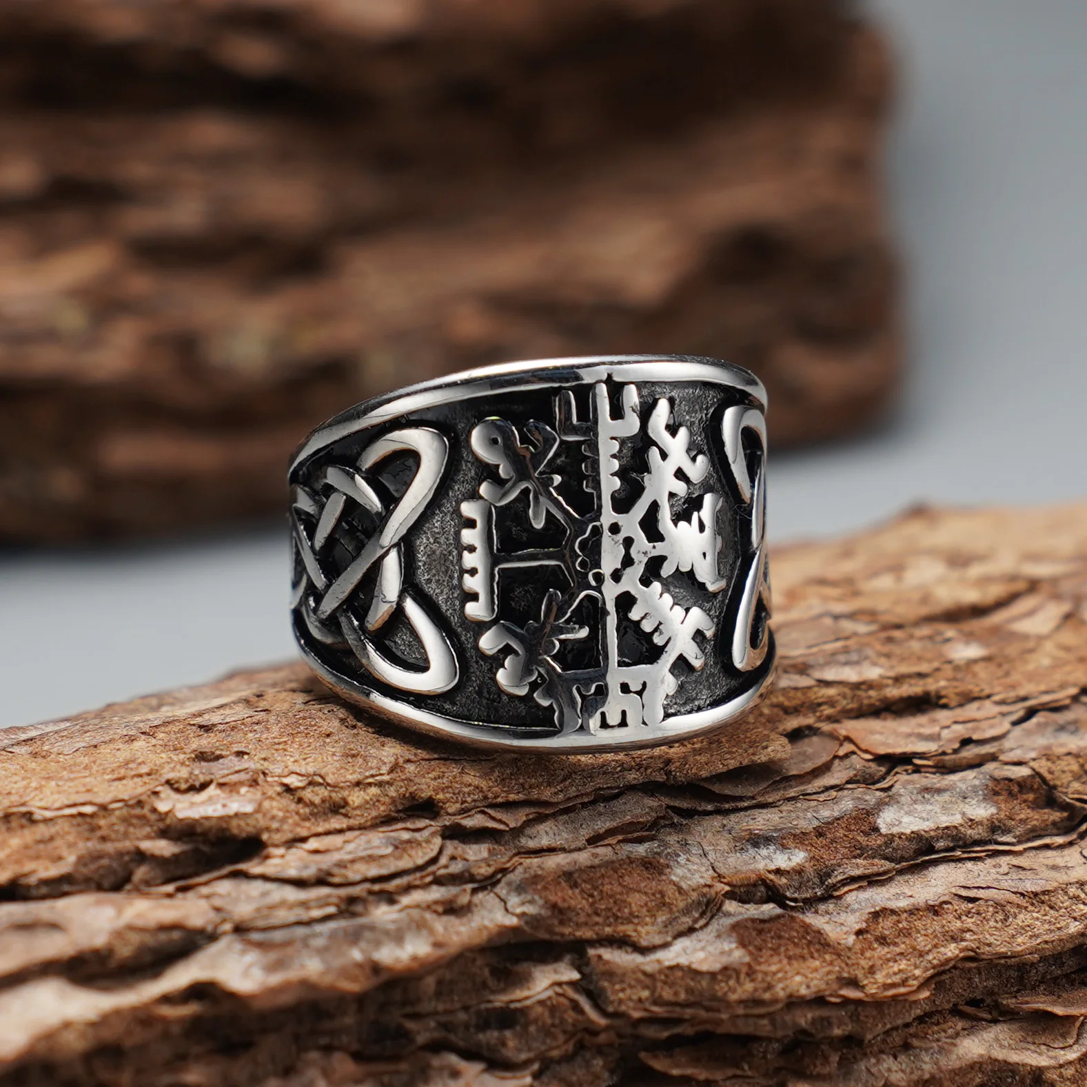 Herren-Ring aus 316L Edelstahl im nordischen Wikinger-Vintage-Stil mit keltischem Knoten, Wikinger-Runen-Schutz, ideal für den täglichen Gebrauch und als Geschenk. – Detail 3