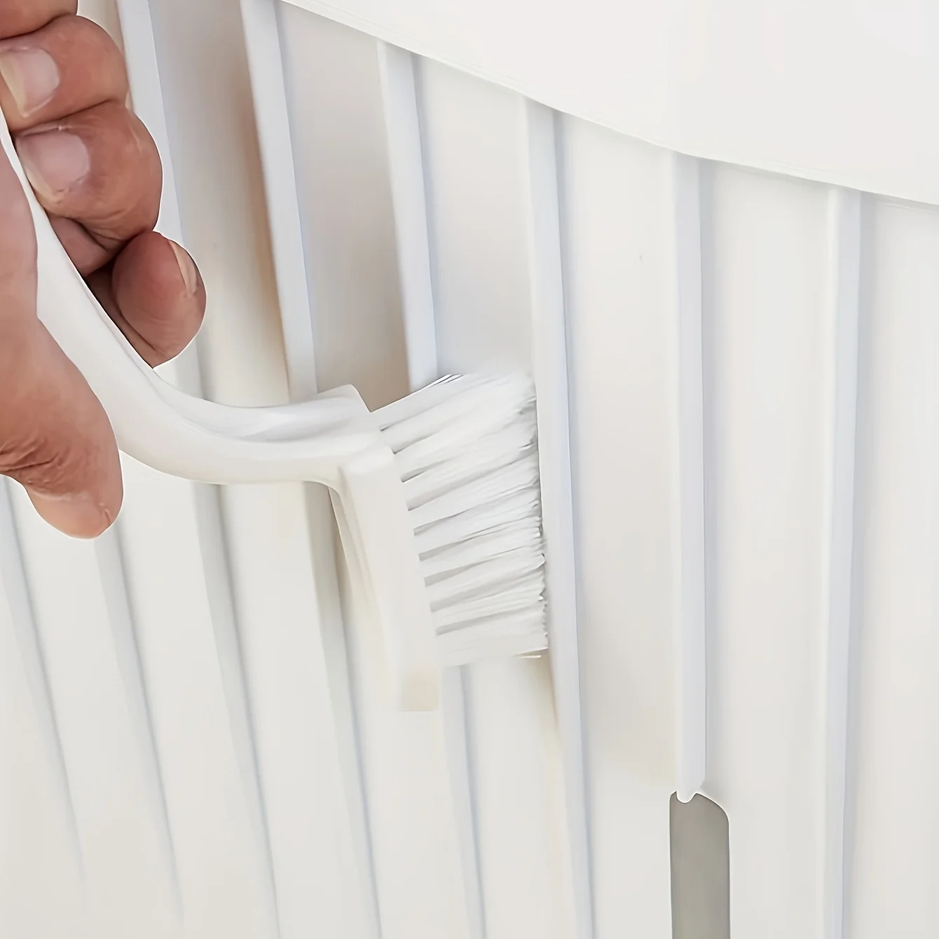 1pc Slot Cleaning Brush, Multi-functional Handheld Design | Bathroom Cleaning Tool / Handheld Cleaning Brush