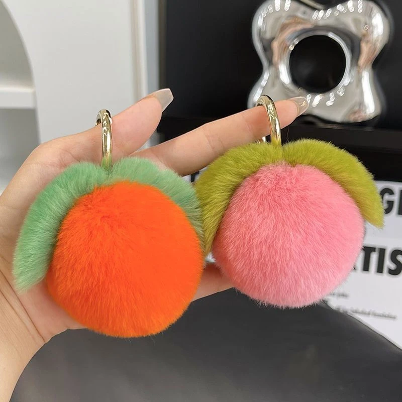 1Pcs Cute Furry Peach Keychain For Car Keys High Quality Fluffy Plush Fruit Keychain Kawaii Soft Fur Peach Keyring Bag Pendant