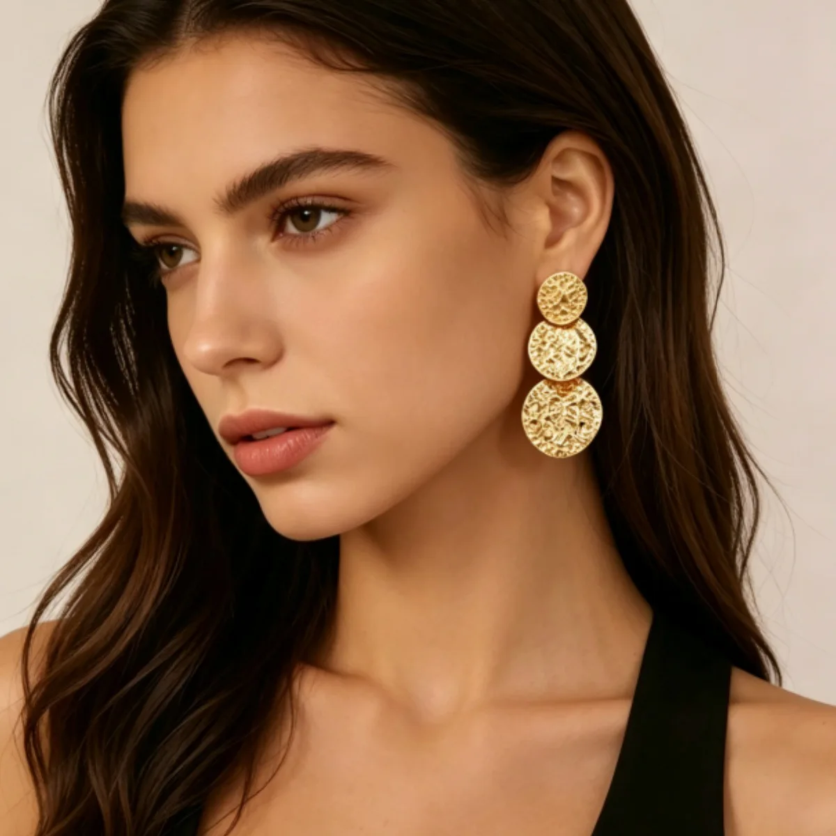 New disc splicing metal sense geometric temperament earrings hammer pattern design advanced sense simple versatile earrings