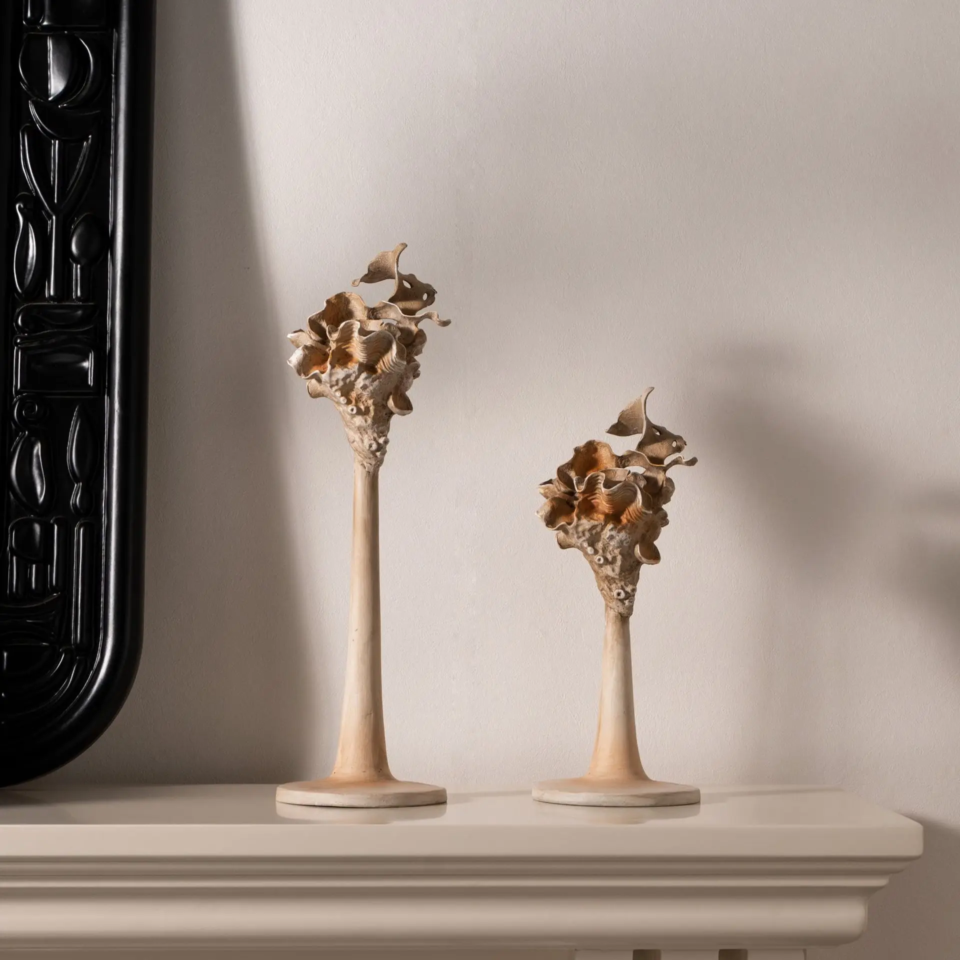 Modern Italian medieval minimalist snail flower row candlestick ornament tea room study desktop home decoration ornament