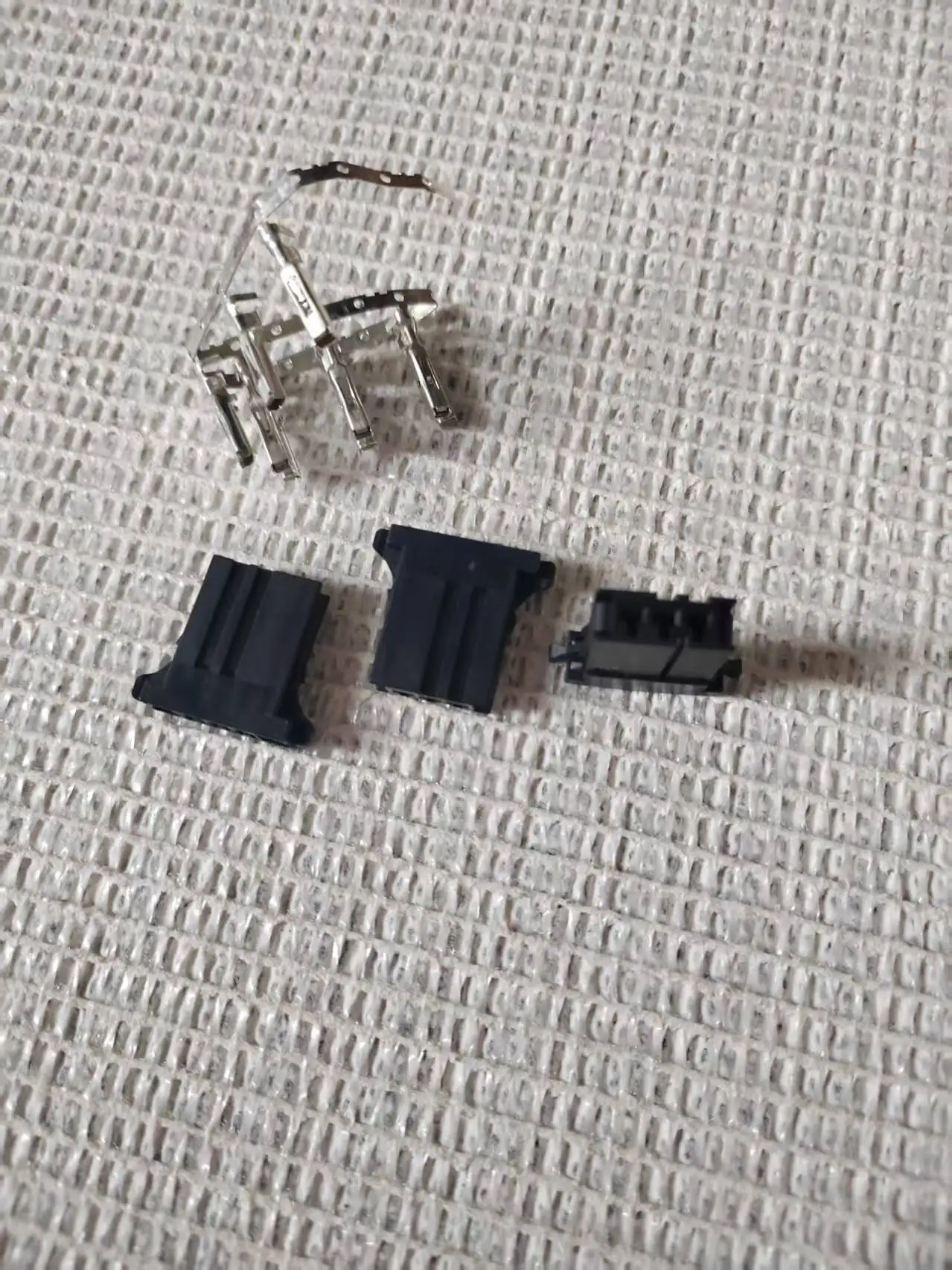 2 قطعة لموصل FANUC CA64 A02B-0120-K324 نظام FANUC 24 فولت قابس طاقة X CPD1