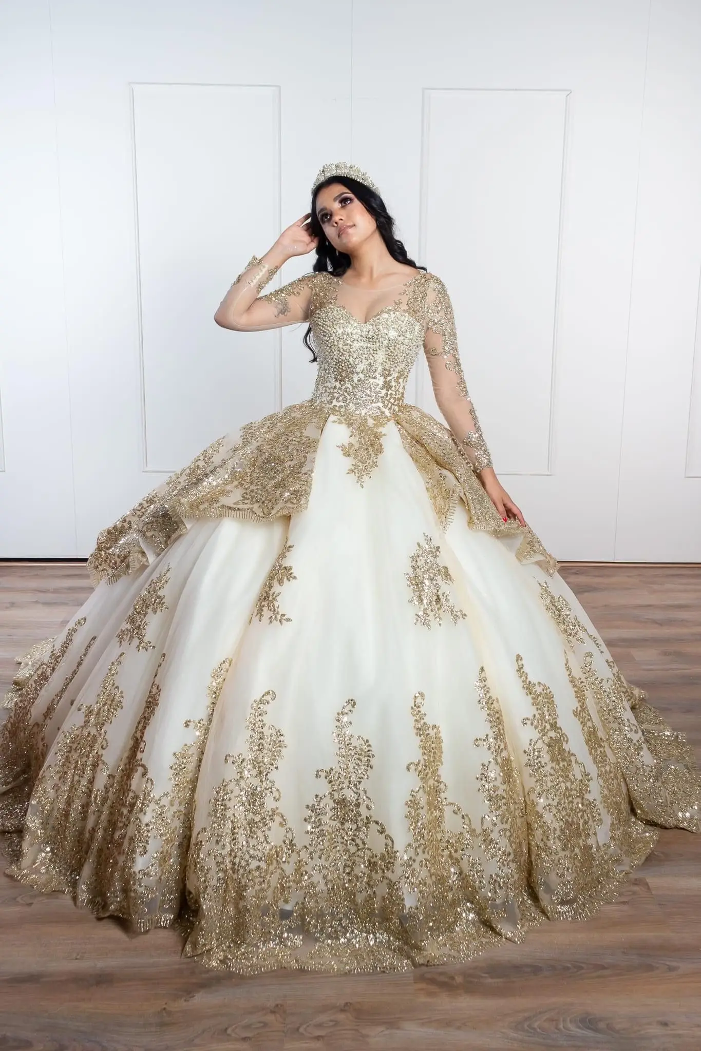 Sparkly Champagne Gold Glitter Tulle Illusion Long Sleeve Corset Puffy Skirt Quinceanera Dress Vesridos De 15 Años