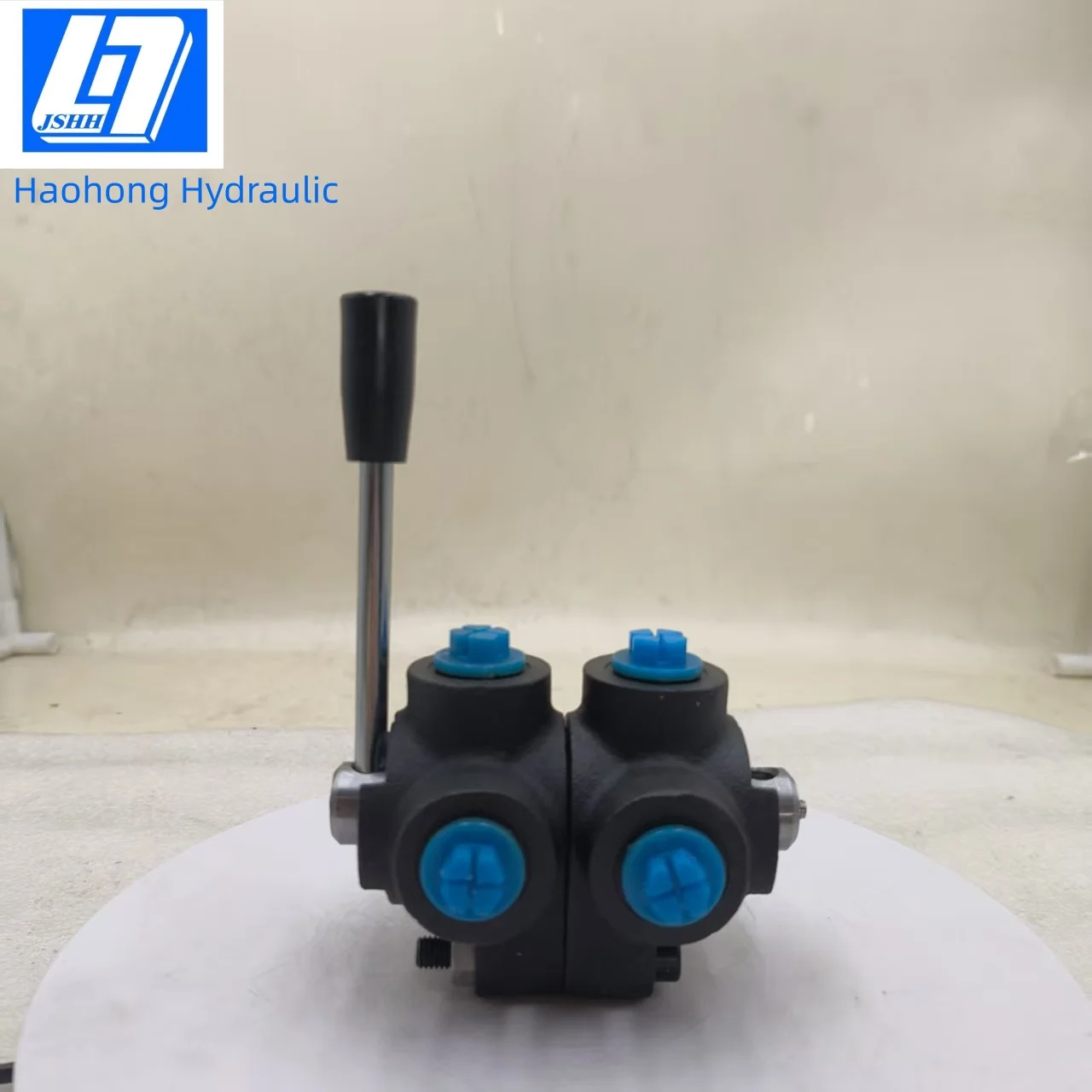 

Haohong DF 6 VIE 3/8 -CC 6 Way Hydraulic Diverter Valve 60 L/min G 3/8 Closed Center 300 Bar