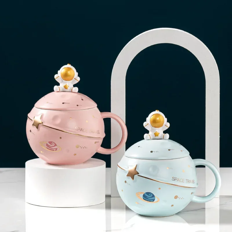 400ml Space Ceramic Mug with Spoon Lid Lovely Astronaut Mugs Astronaut Moon Landing Water Cup Milk Coffee Drinkware Couple Gift