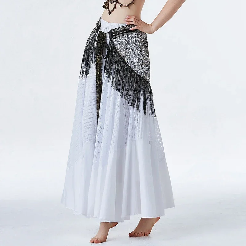 เสื้อผ้าชนเผ่า, อุปกรณ์เสื้อผ้า, ห่อพู่, ผ้าพันคอสะโพก, เข็มขัดโลหะสำหรับเต้นระบำหน้าท้อง