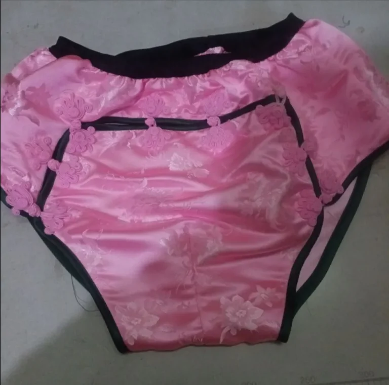 Cross-dressing Pink Retro Chinese Knot Buckle Sweet Silk Satin Male Briefs Sissy Sexy Soft Silky Breathable Lingerie Panties