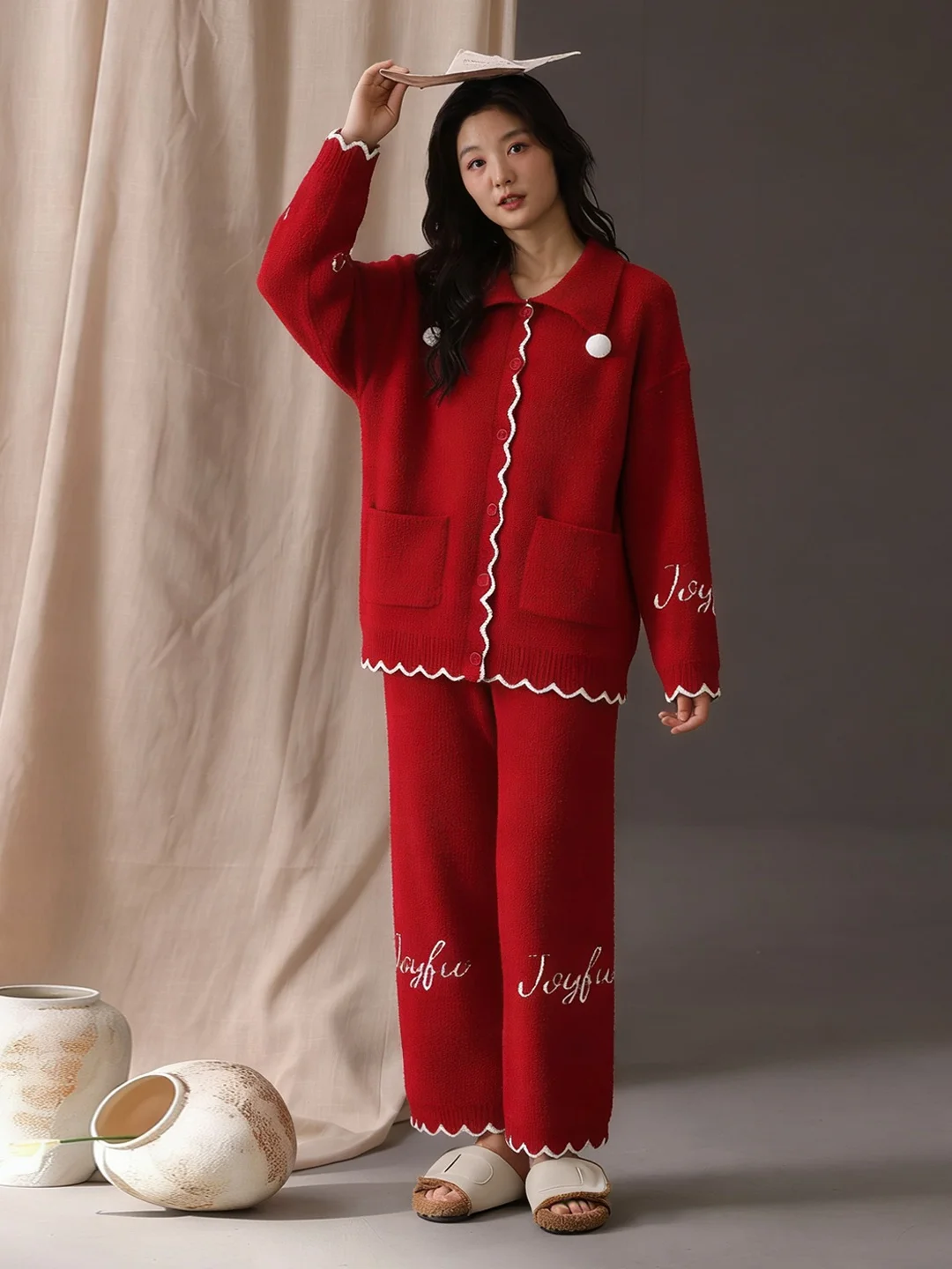 

Thickened Coral Fleece Home Clothes for Women New Year Celebration Red Year Half Velvet Winter Pajamas Soft Warm Long S...