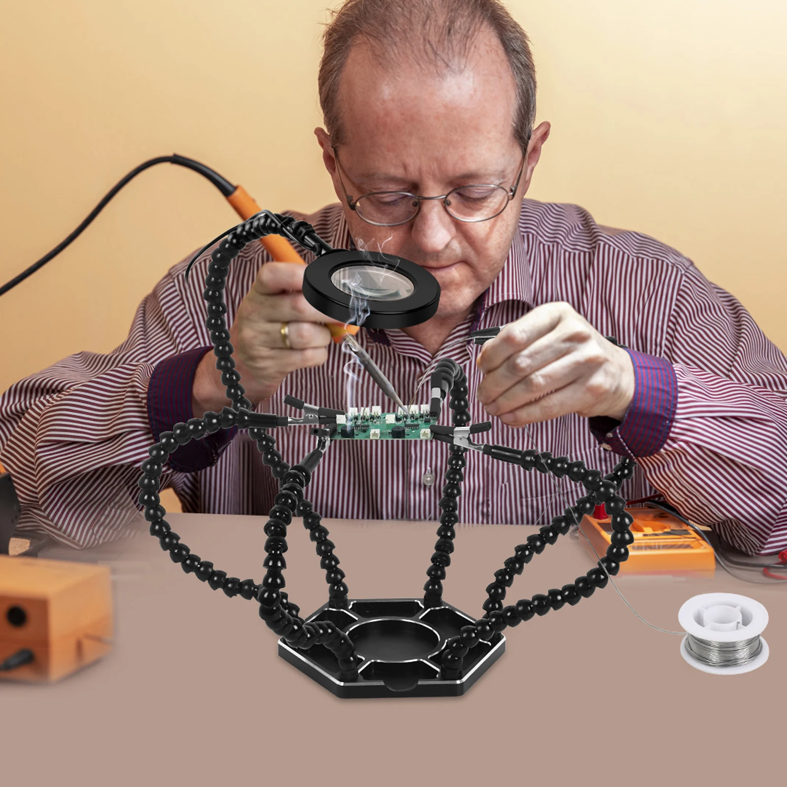 NEWACALOX alat solder tangan ketiga, perbaikan elektronik dilengkapi dengan klem meja yang dapat disesuaikan 4 lengan fleksibel