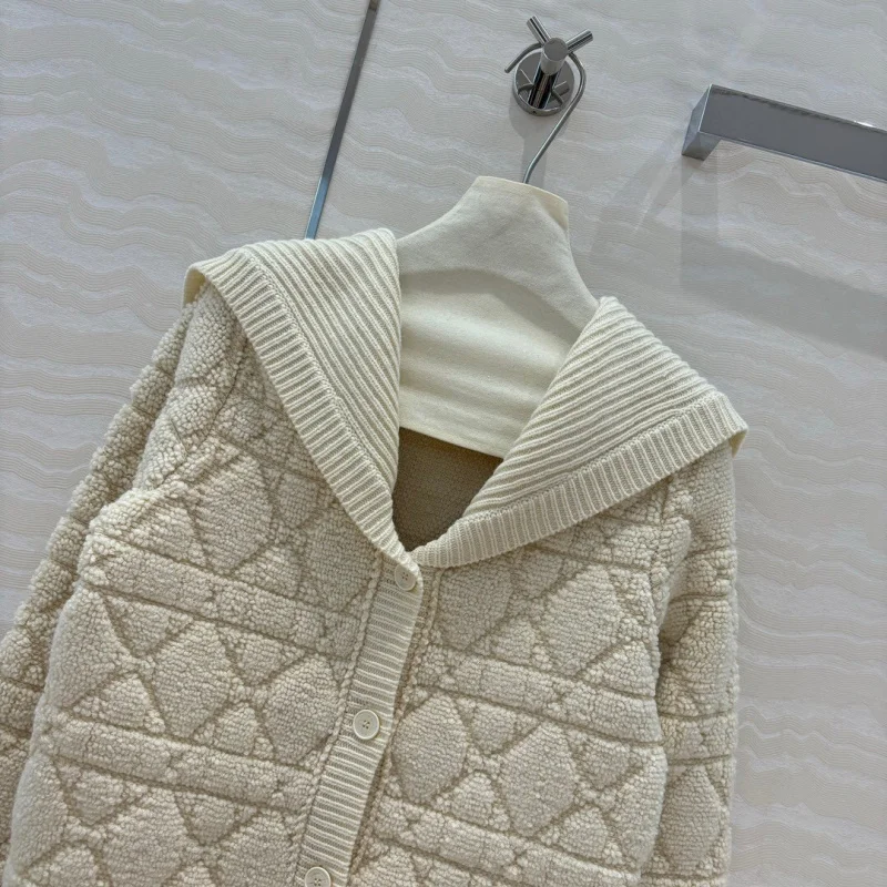 2024 Autumn/Winter New Women\'s Sweater Fashion Sweet Cashmere Diamond Grid Navy Blue Collar Wool Cardigan Women\'s Jacket