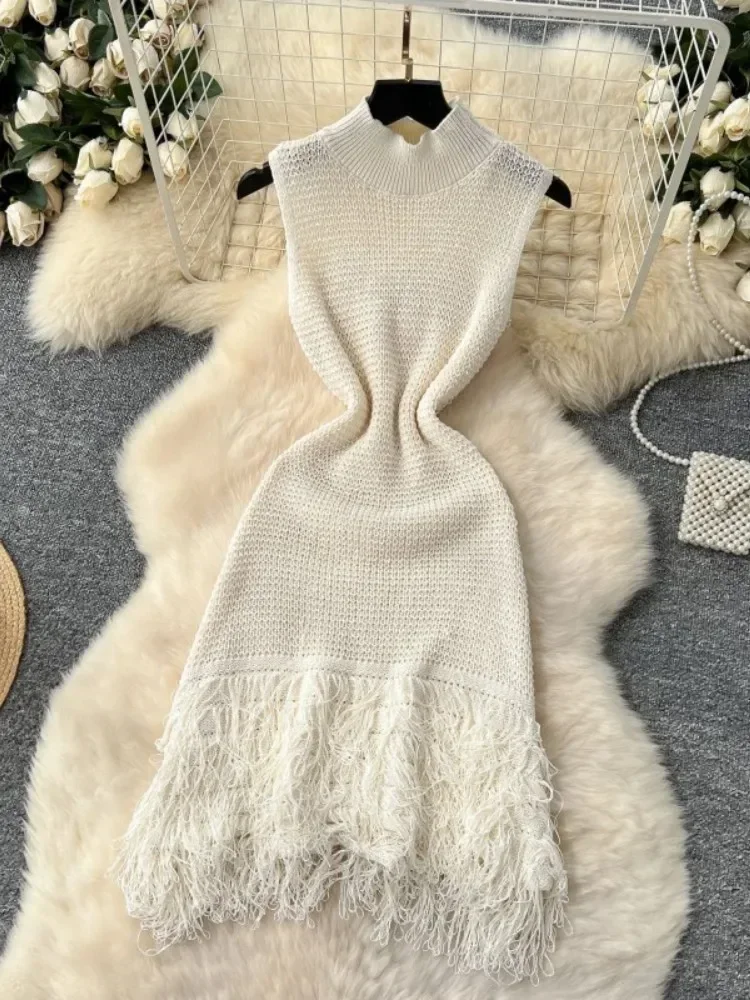 2025 Summer Women Elegant Round Neck Sleeveless Tassels Hem Bodycon Mini Knitted Dress Holiday Beach Party Clubwear