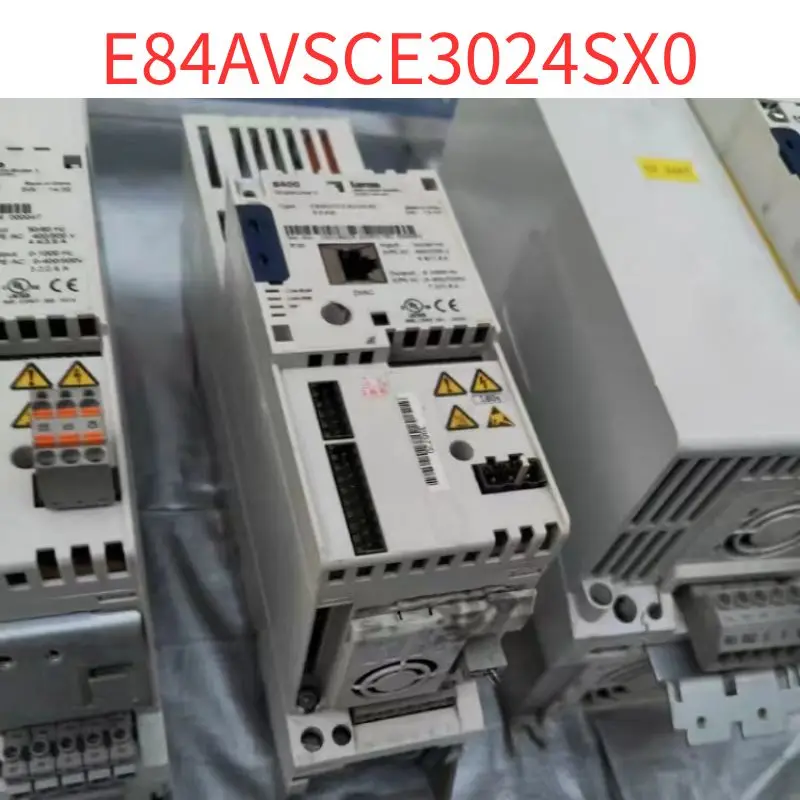 

E84AVSCE3024SX0 Lenz 8400 inverter original