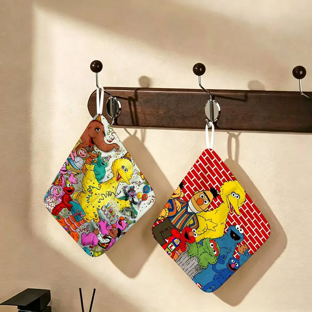 S-Sesame Cartoon S-Streets Polyester Cotton Daily Towel, Hanging Kitchen Hand Wiping Cloth, Durable For Whole House Use