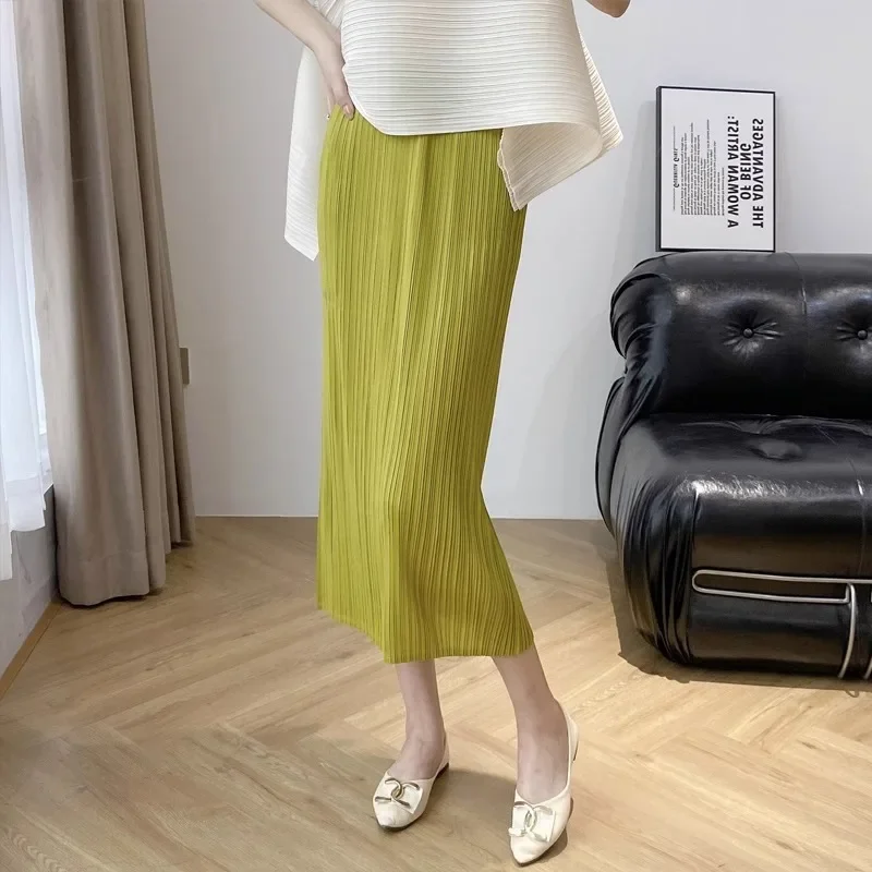 Miyake Style Pleated Skirt 2024 Summer New Green Pleated Skirt Women's Slit High Waist Straight Skirt for Small People