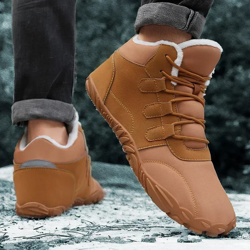 Botas masculinas 2024 novos chinelos de inverno sapatos masculinos quentes à prova dwaterproof água antiderrapante tênis de pelúcia masculino tenis sapatos botas de inverno