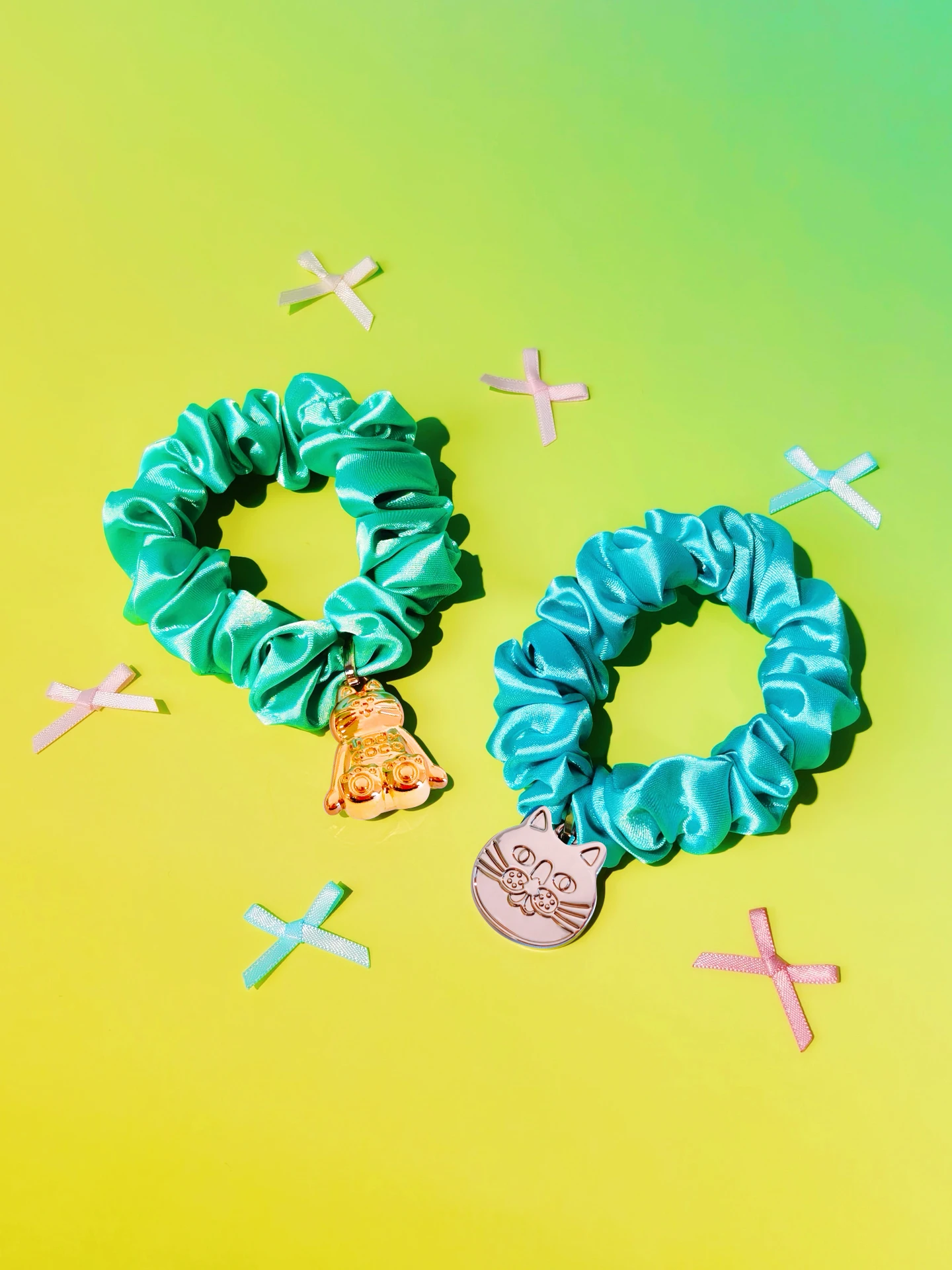 

Uody Original Silk Hair Tie Women's Fashionable Versatile Floral Pleated Hairband Party Commute Festival Celebration