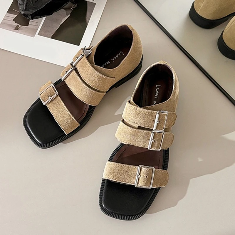 

Дизайнерские женские сандалии на плоской подошве, модная прогулочная обувь, уютные повседневные женские шлепанцы, 2025 г., дизайнерские спортивные классические туфли Zapatillas De Mujer