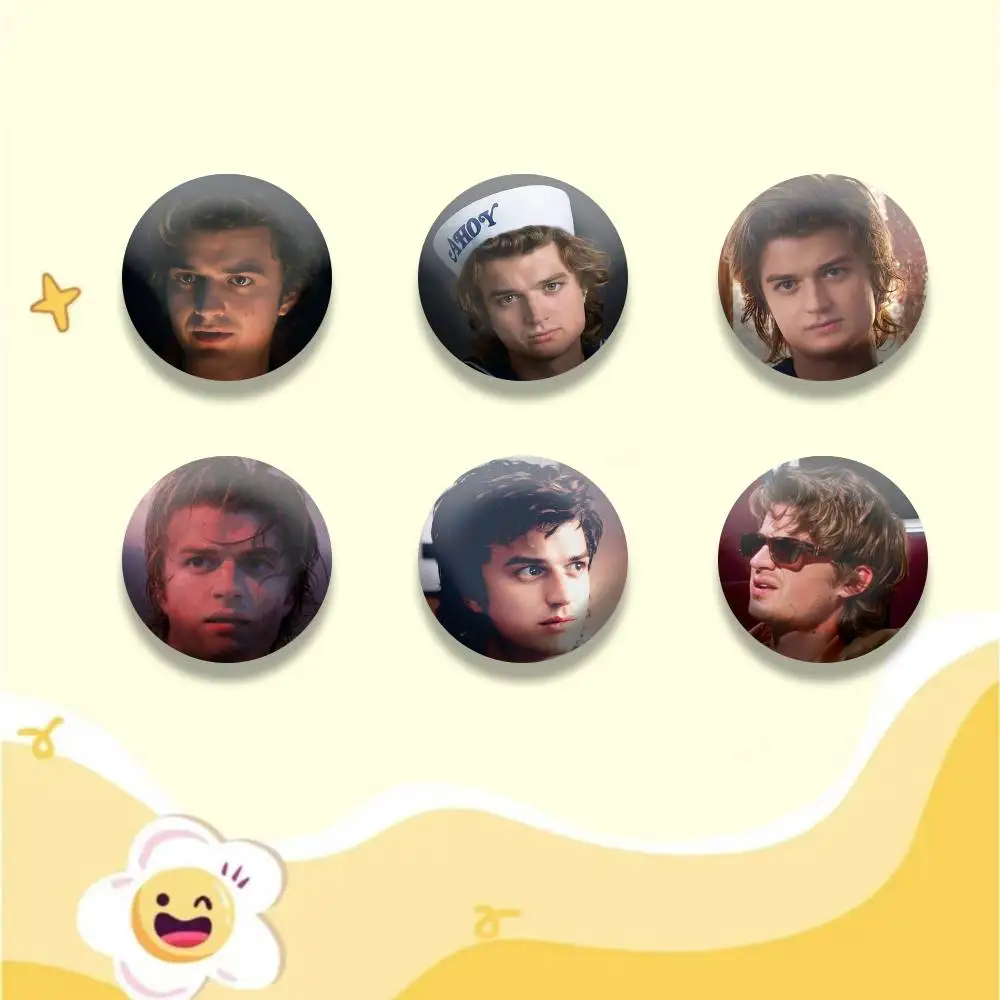 

Joe Keery Badges Creative Tinplate Button PinsBrooch Badge Clothes Backpack