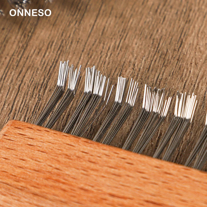 Brush cleaner Steel wire and wooden handel mini siza Portable cleaning brush Float hair cleaner Tools comb and brush cleanup