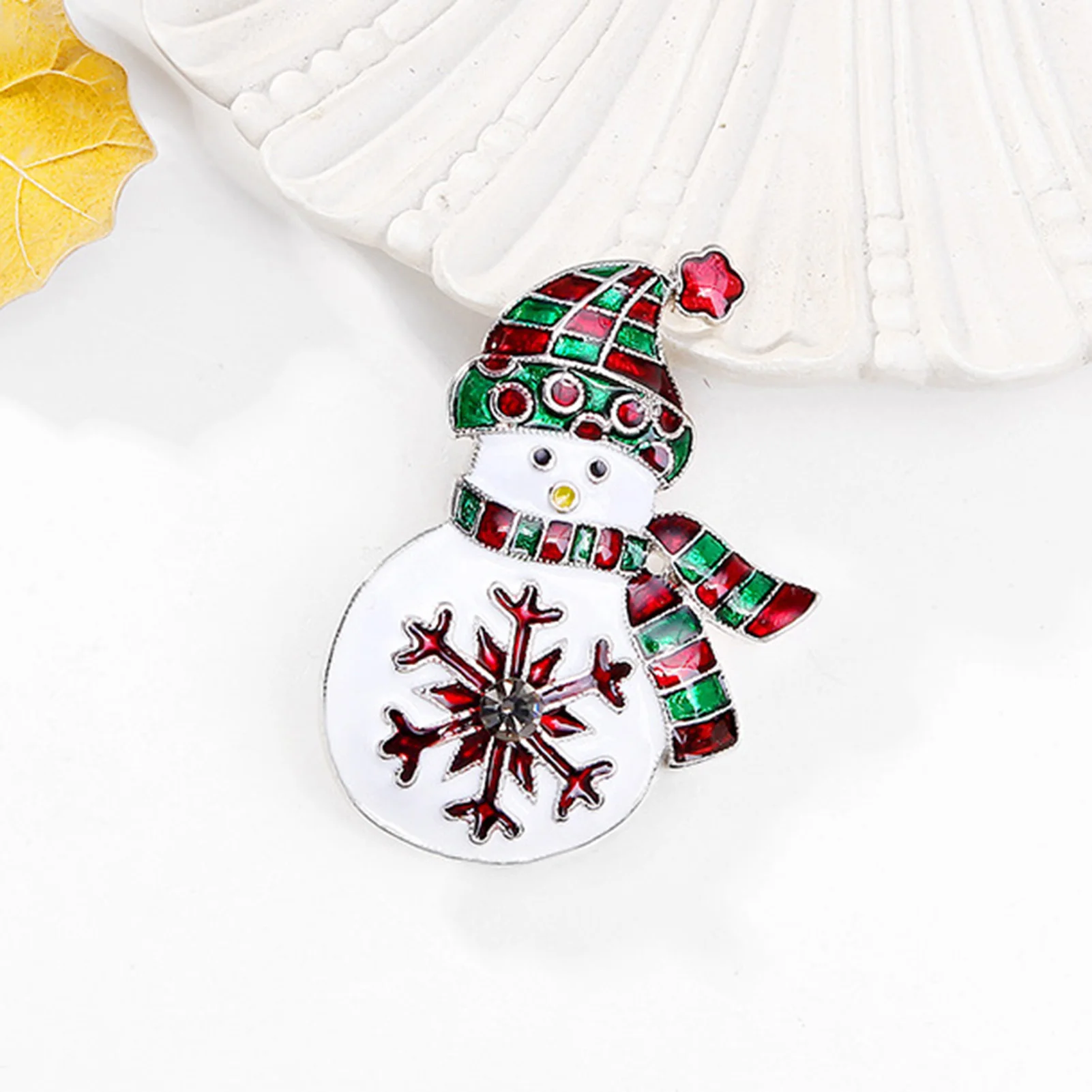 Christmas Snow Man Alloy Brooch Alloy Simple Brooch Shawl Buckle for Coats Jackets Sweaters Suit Overcoat