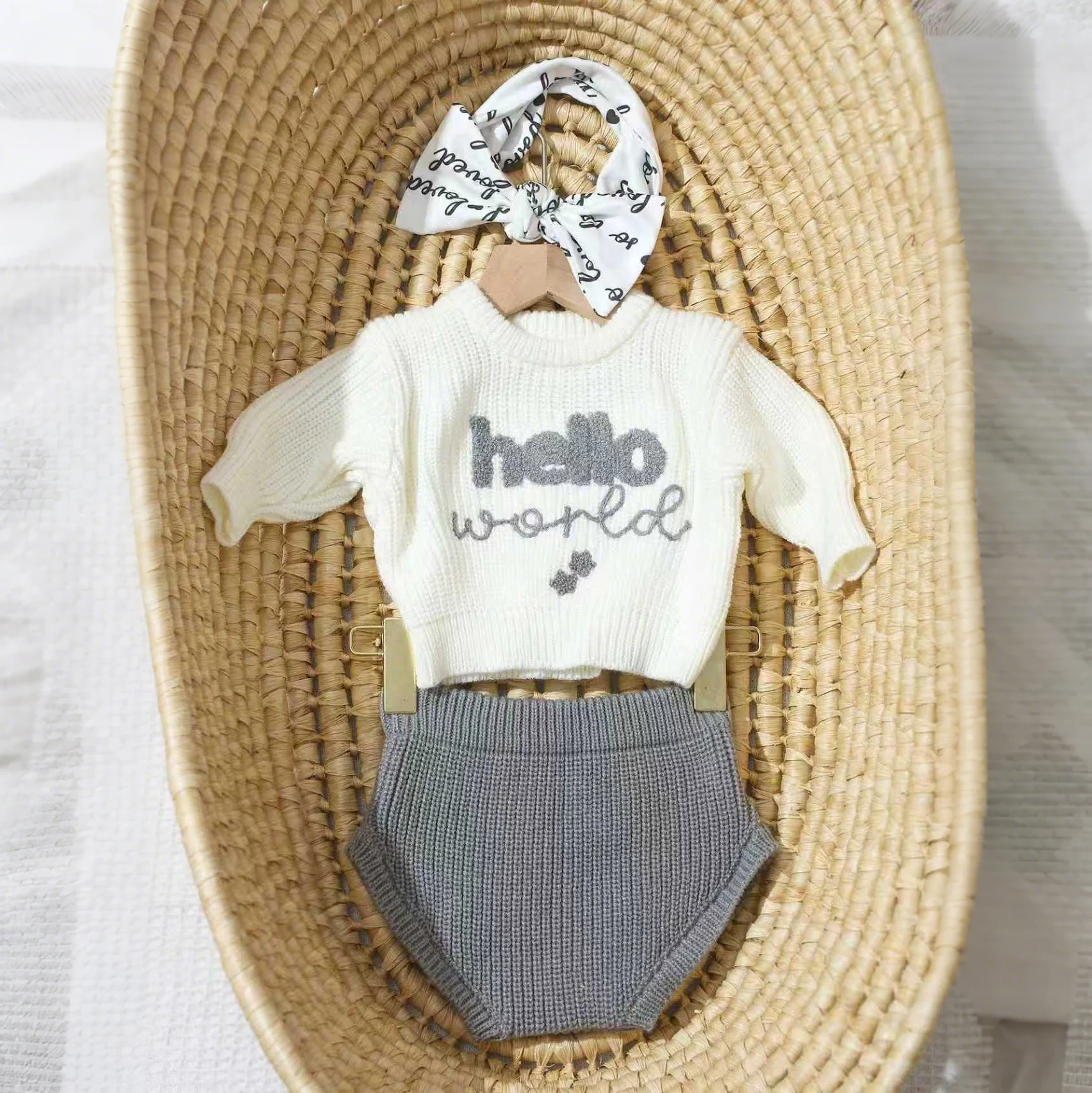 Ylsteed Hello Embroidery Newborn Photography Outfits Knitted Baby Sweater with Diaper Pants with Bow Headband Infant Props-HD