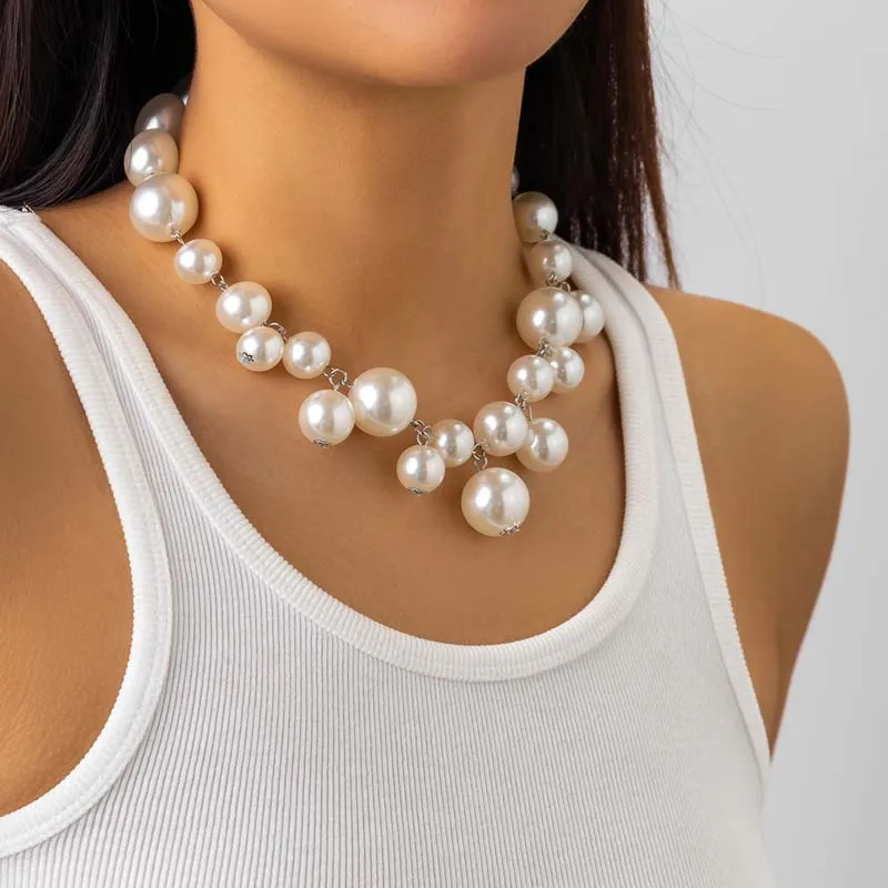 Collane Particolari: La Collana Oversize in Metallo con Perle che Ha Cambiato il Mio Stile