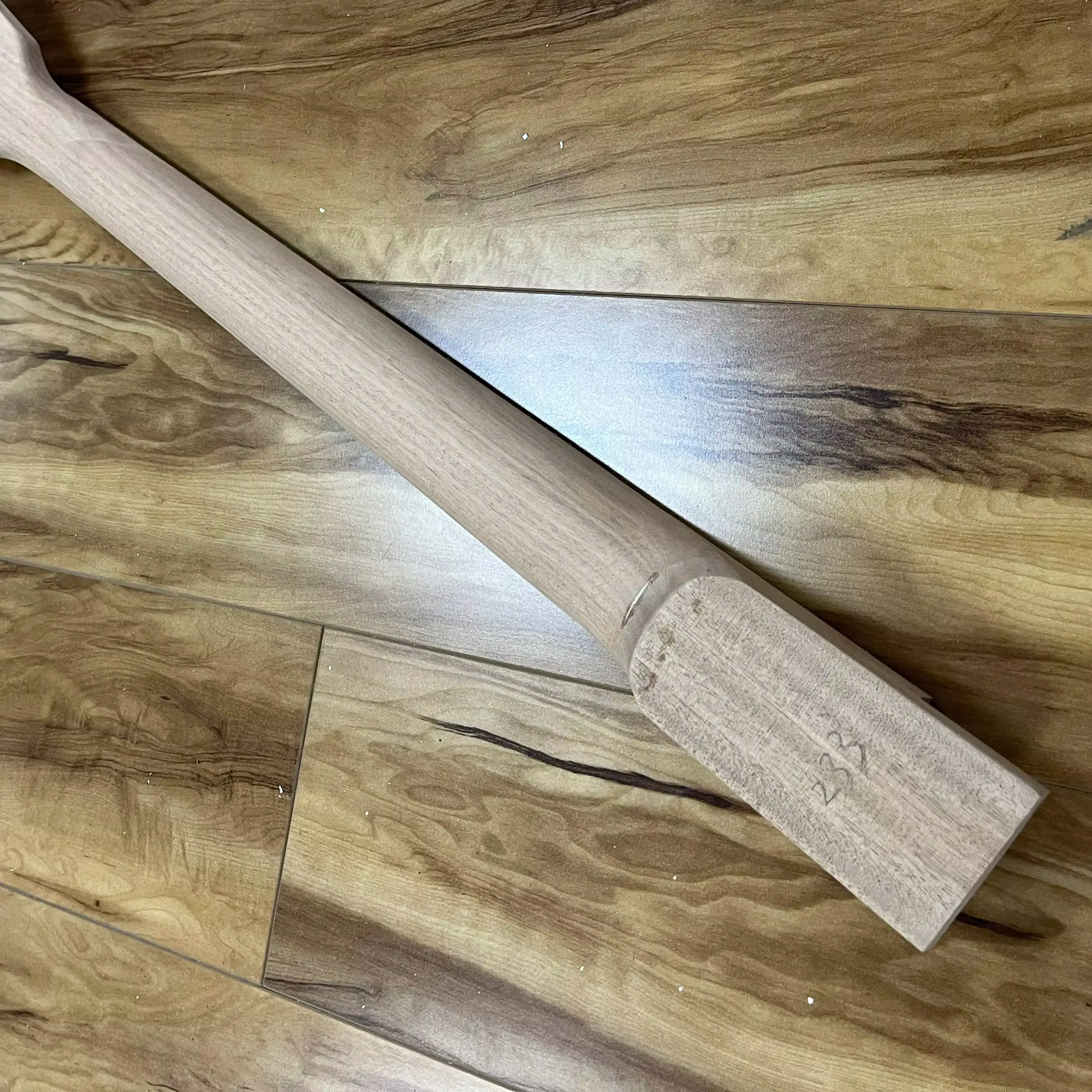 Electric Guitar DIY Semi-Finished Assembly Kit Unfinished Wood With Rosewood Fingerboard V-Shaped Tuning Pegs Ready for Shipping from American Warehouse