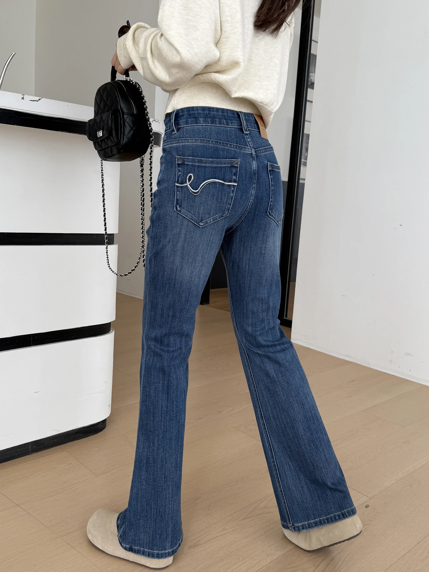 

Синие зауженные джинсы-клеш с высокой талией для женщин, широкие брюки, весна 2026, новинка, из дышащего комфортного эластичного хлопкового денима