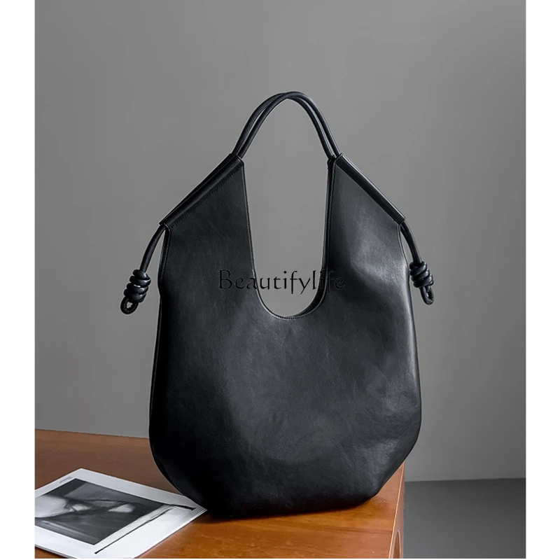 

Minimalist Shoulder Bag, Large Capacity, Commuter, Underarm, High Sense, Autumn and Winter, New