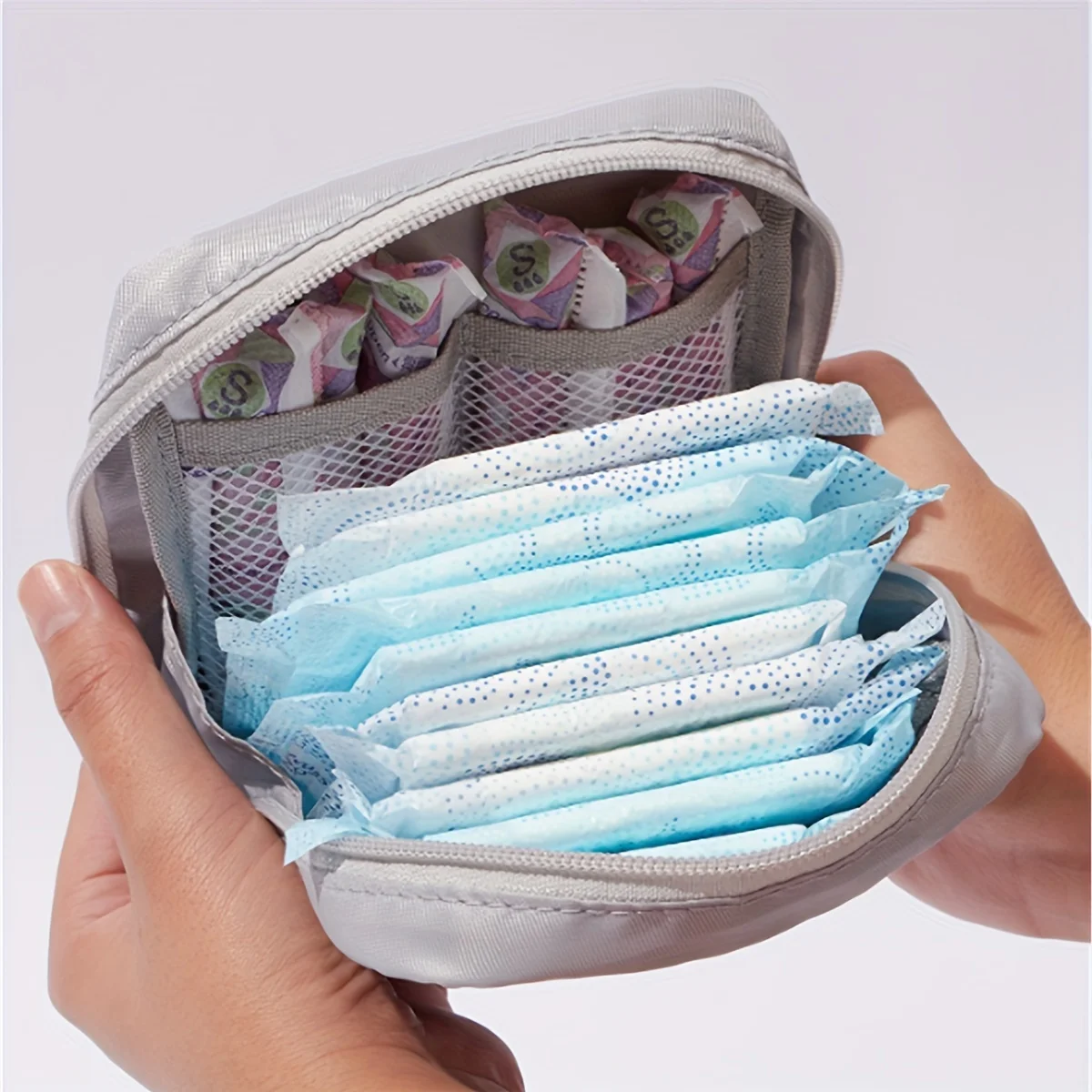 1pc Large Capacity Fashionable Layered Storage Mini Bag, Polyester Casual Style Napkin  Cosmetic Organizer with Mesh Compartment