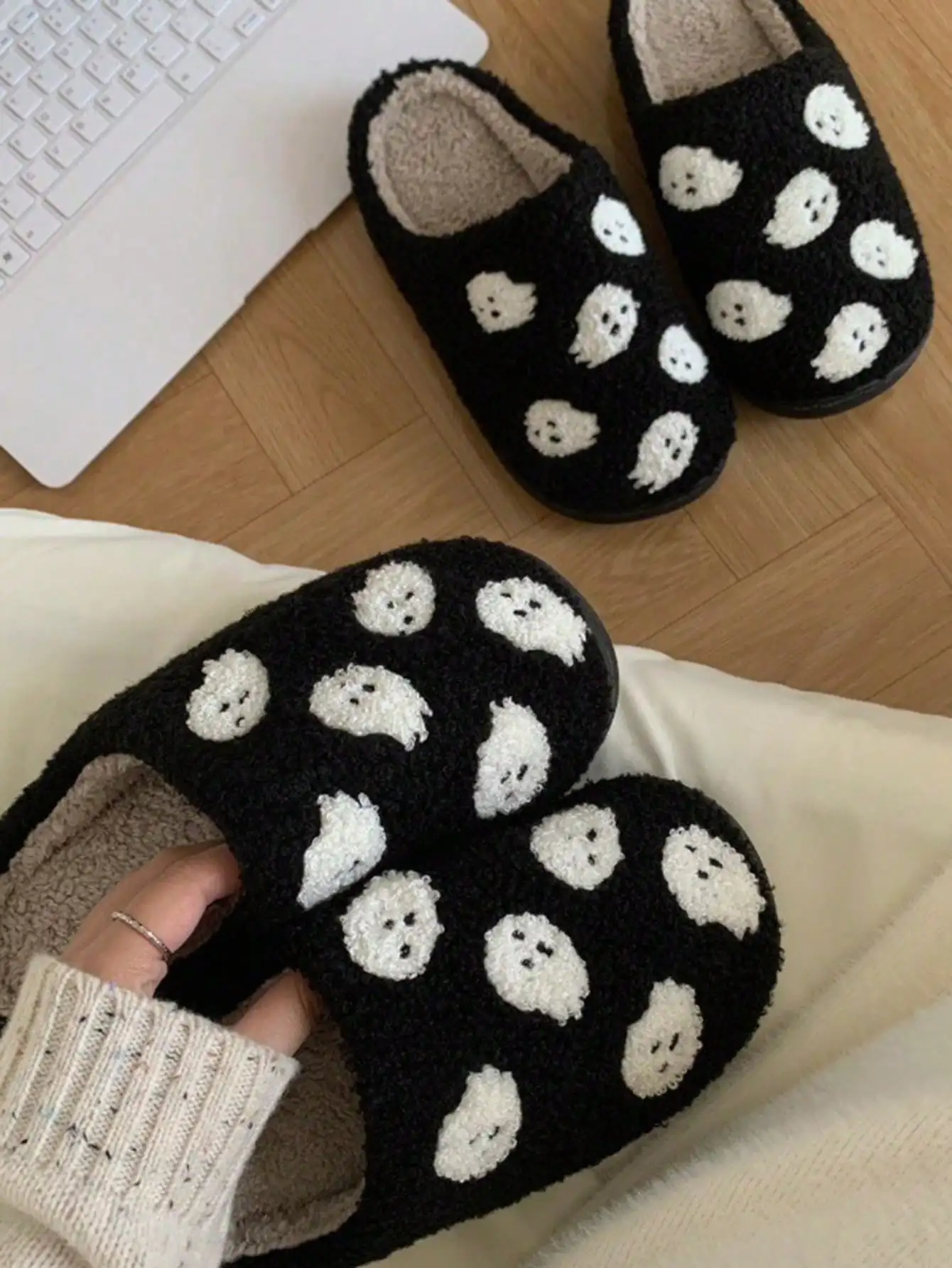 Herbst Winter Halloween Geister-Stickerei Flauschige Plüsch-Hausschuhe Warm Rutschfest Unisex Geschlossene Zehen Indoor Schlafzimmer-Schuhe – Detail 4