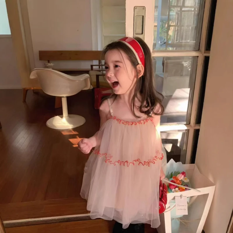 

2026 Spring New Children's Strap Pink Splicing Wave Decorative Mesh Cake Princess Dress
