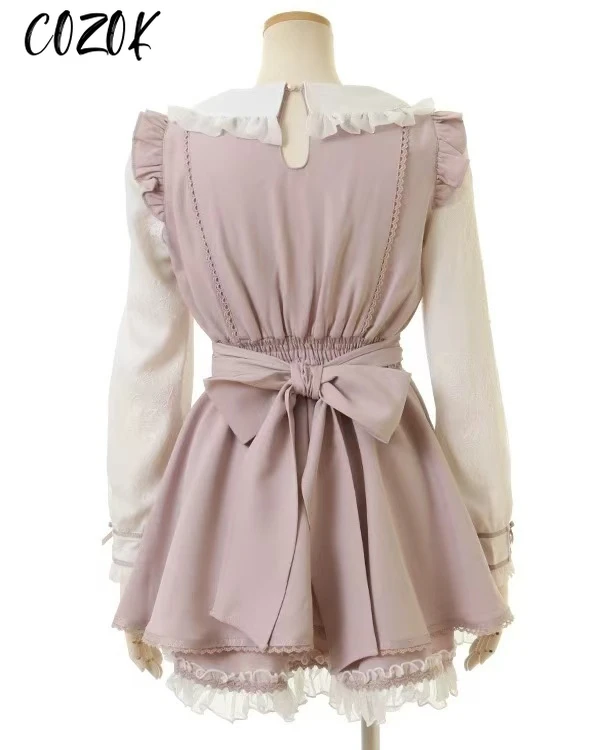 Zweiteiliges Set im japanischen Massenproduktion im Lolita-Stil, Dienstmädchenkleid, Puppenkragen, lange Ärmel, schmale Kuchen-Spitzenkleider und Shorts-Anzug