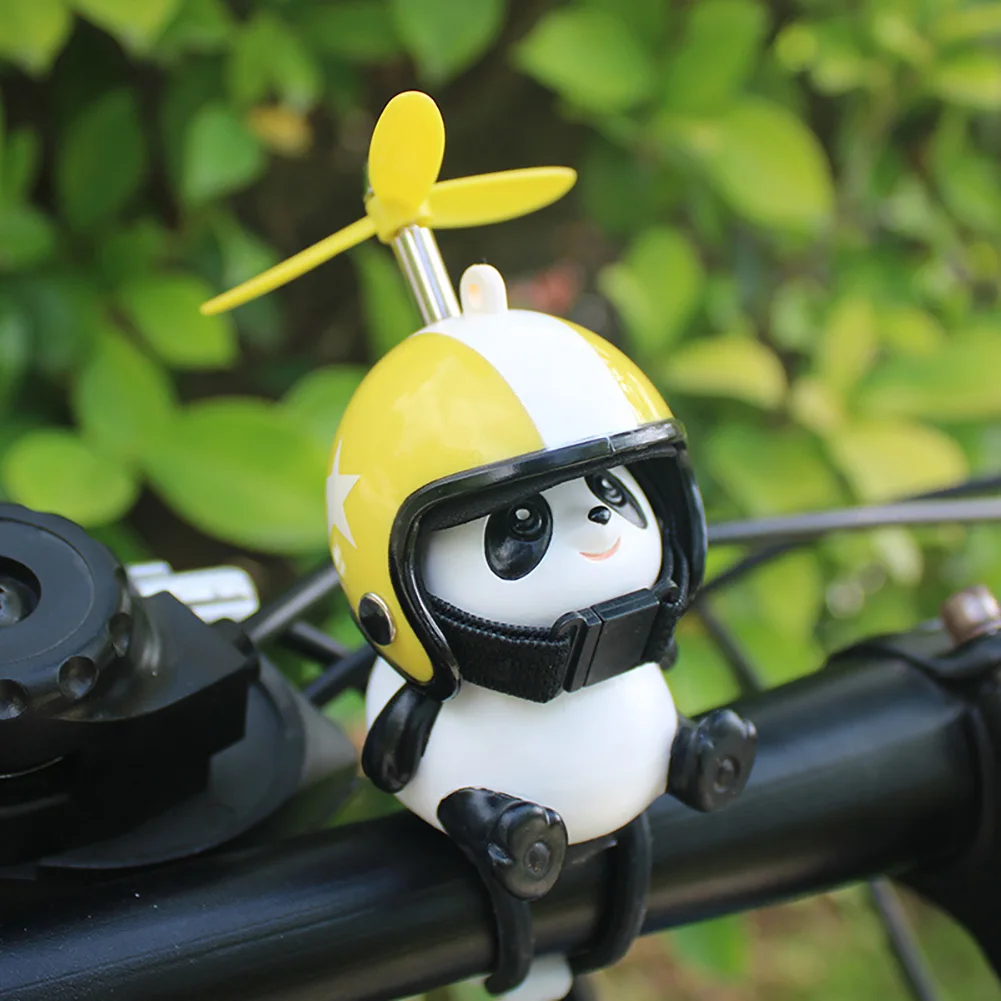 Motorfiets Stuur Decoratie Fiets Elektrische Schattige Panda Cartoon Met Helm Airscrew Ornamenten Speelgoed Rijuitrusting Accessoires