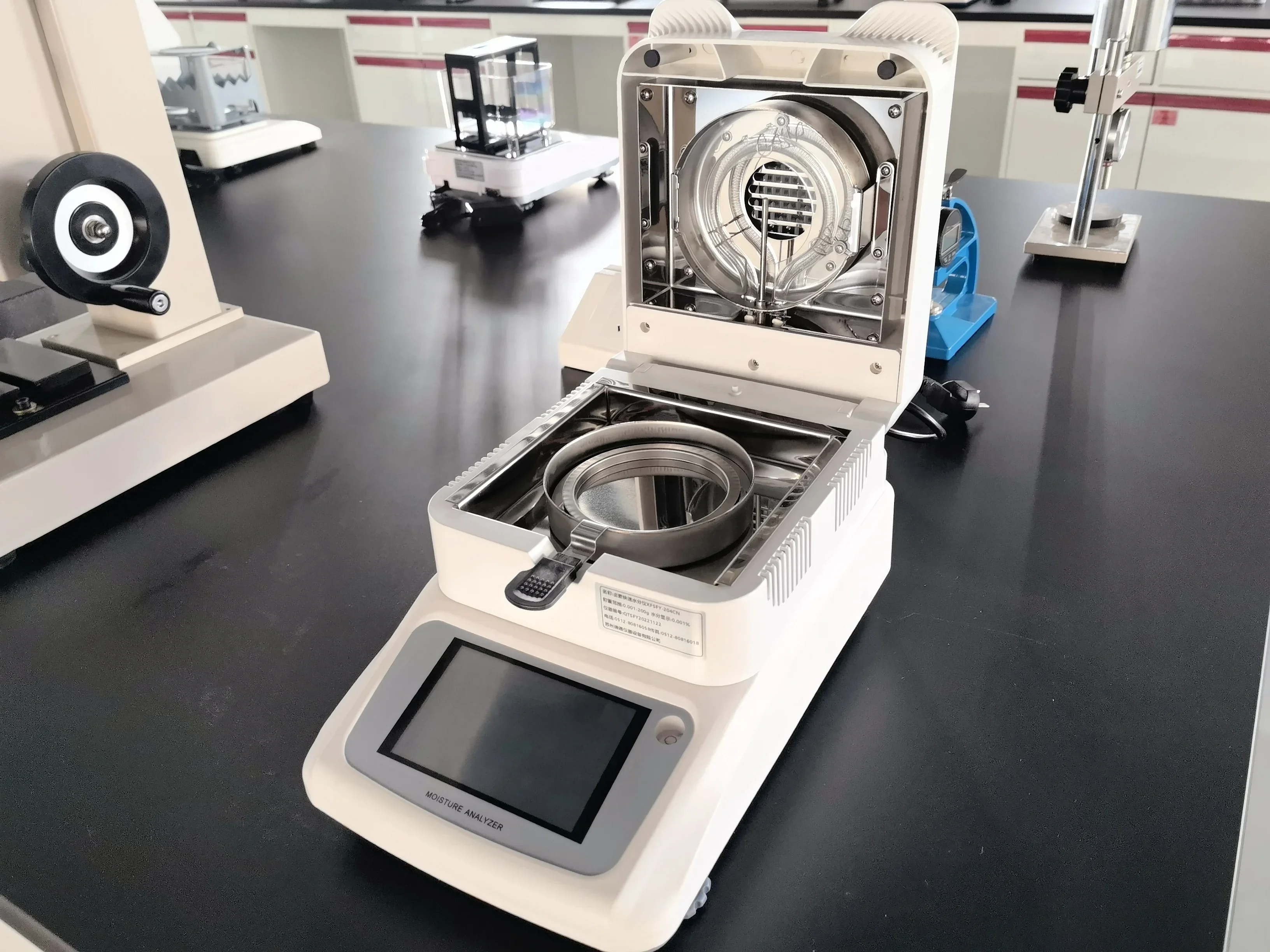 New QT SFY 204CN High Precision Digital Halogen Moisture Tester for Grain Rice Maize Cereal Moisture Content Testing Laboratory