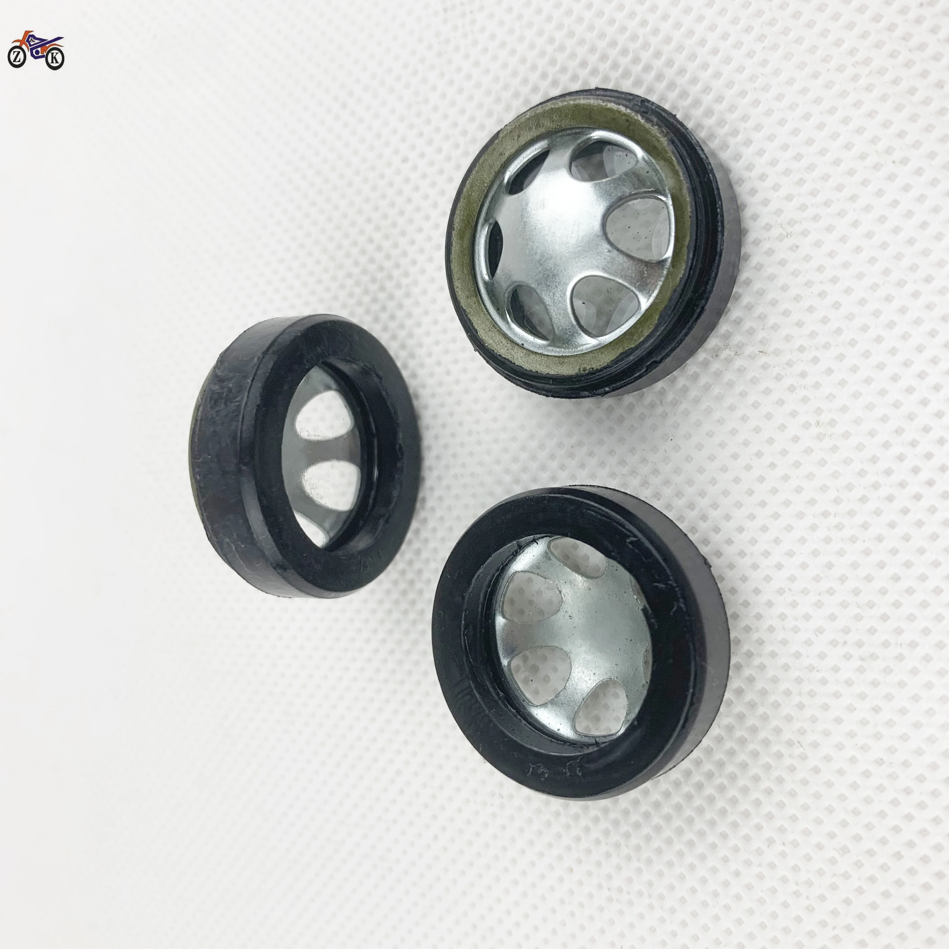 1 pcs Suitable for motorcycle 100 125 150 engine cover oil mirror oil level glass viewing mirror oil window