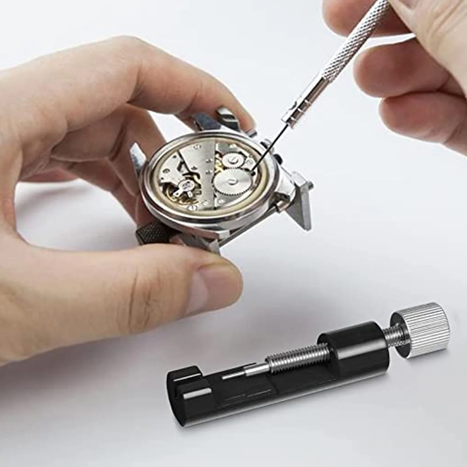 

Набор инструментов для регулировки и ремонта ремешков часов - Съемник штифтов для браслетов часов с 3 штифтами, прост в использовании и регулировке.