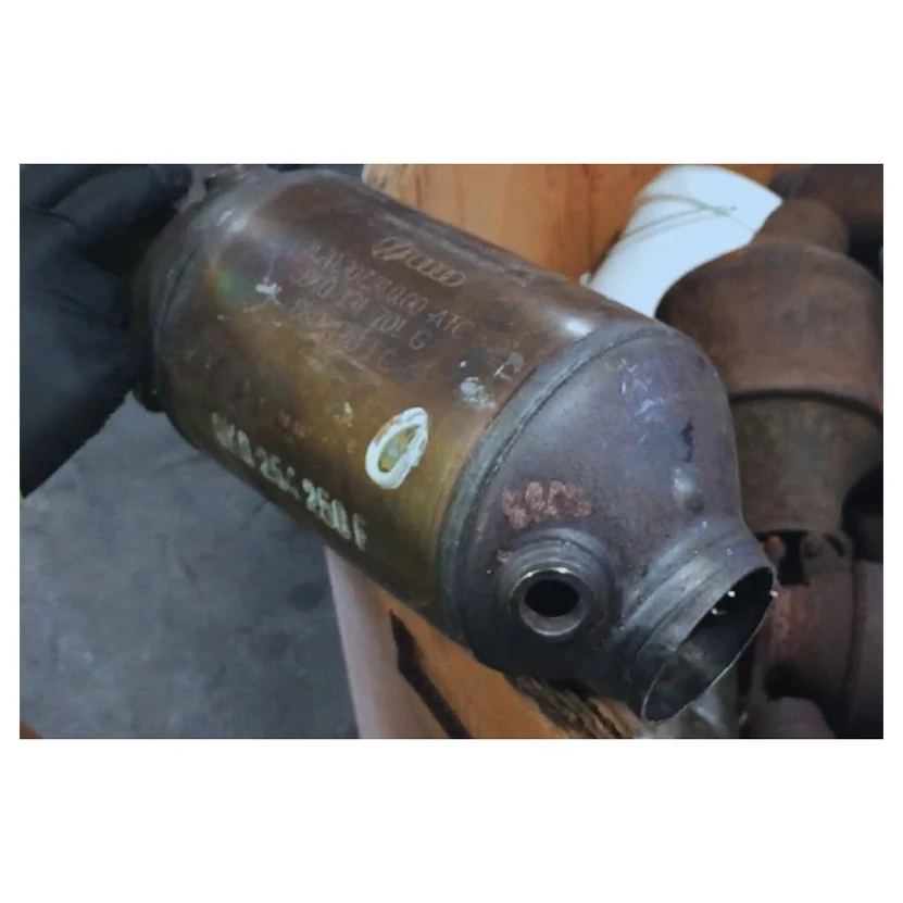 

Scrap alytic Converter Honeycomb Core Powder Ceramic Monolith For Smelting Recovery Buyers