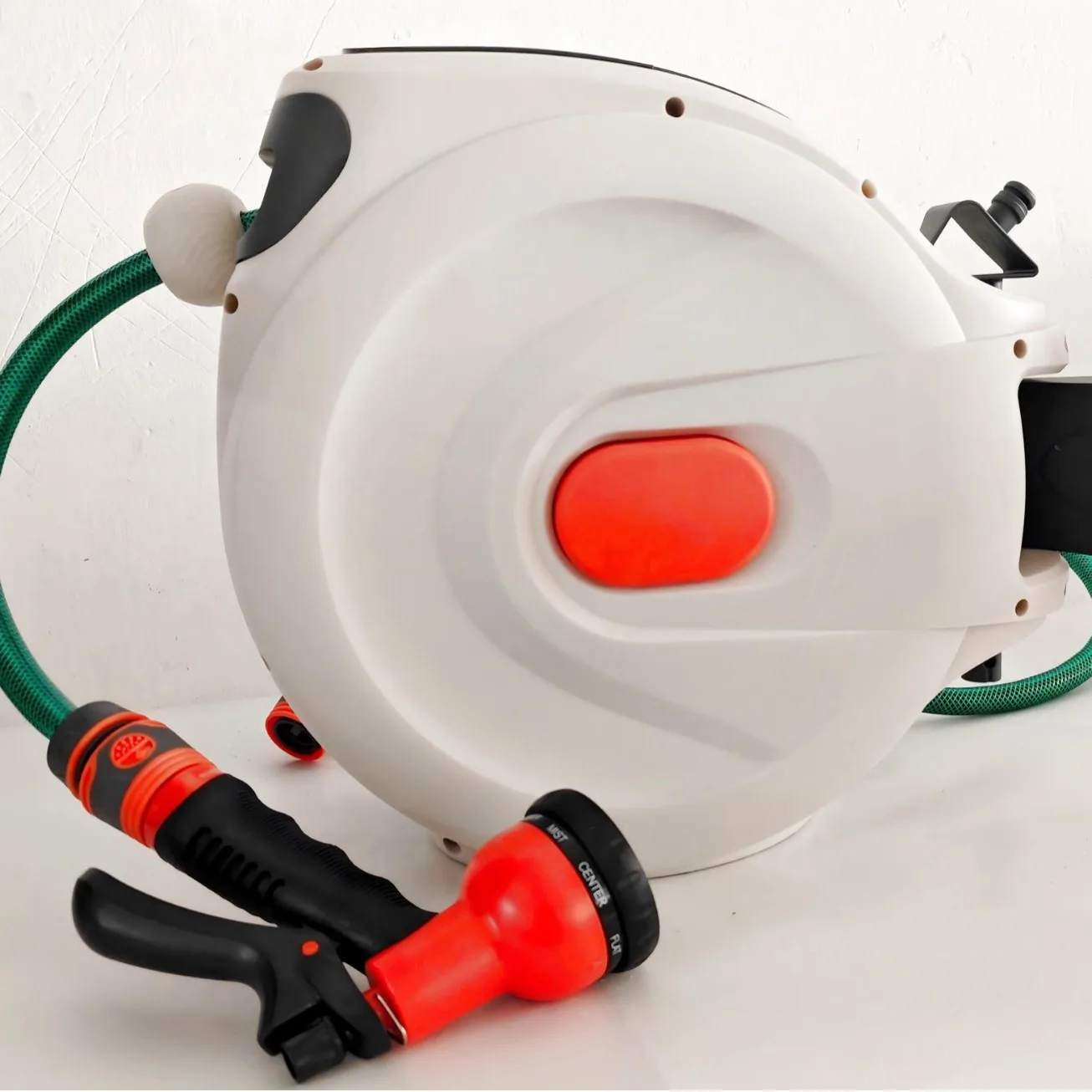 

Автоматическая телескопическая катушка для труб, стеллаж для хранения садовых водопроводных труб, 10 метров, 20 метров, 30 метров, водяной барабан, настенный монтаж на 180 градусов