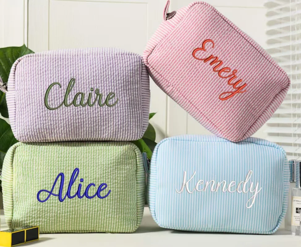 

Personalized Printing Bridesmaid Makeup Bag Customized Seersucker Makeup Bag Name Letter Makeup Bag Bridesmaid Gift