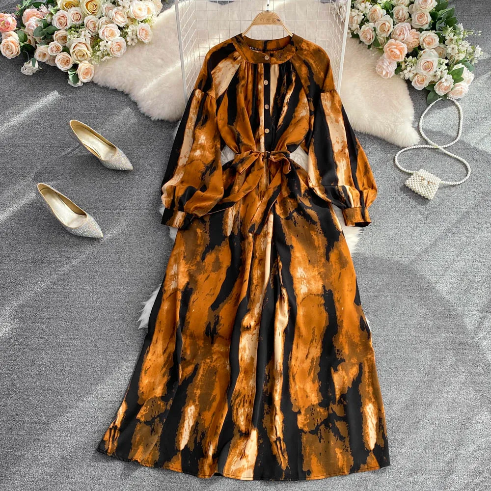 Autumn Elegant and Elegant Round Neck Oil Painting Print Long Sleeved Waist Slim A-line Dress Elegant Big Swing Long Dress