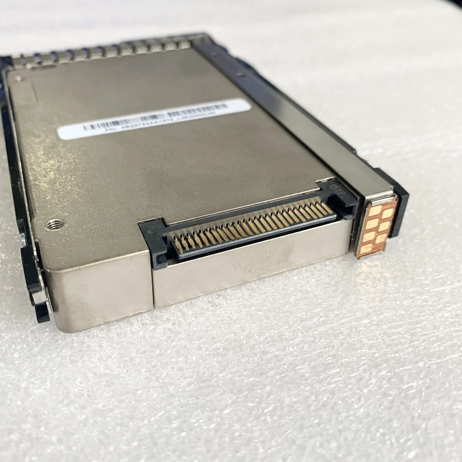 Pour HP MO0800JEFPB HUSMM1680ASS204 800 Go SSD SAS utilisé