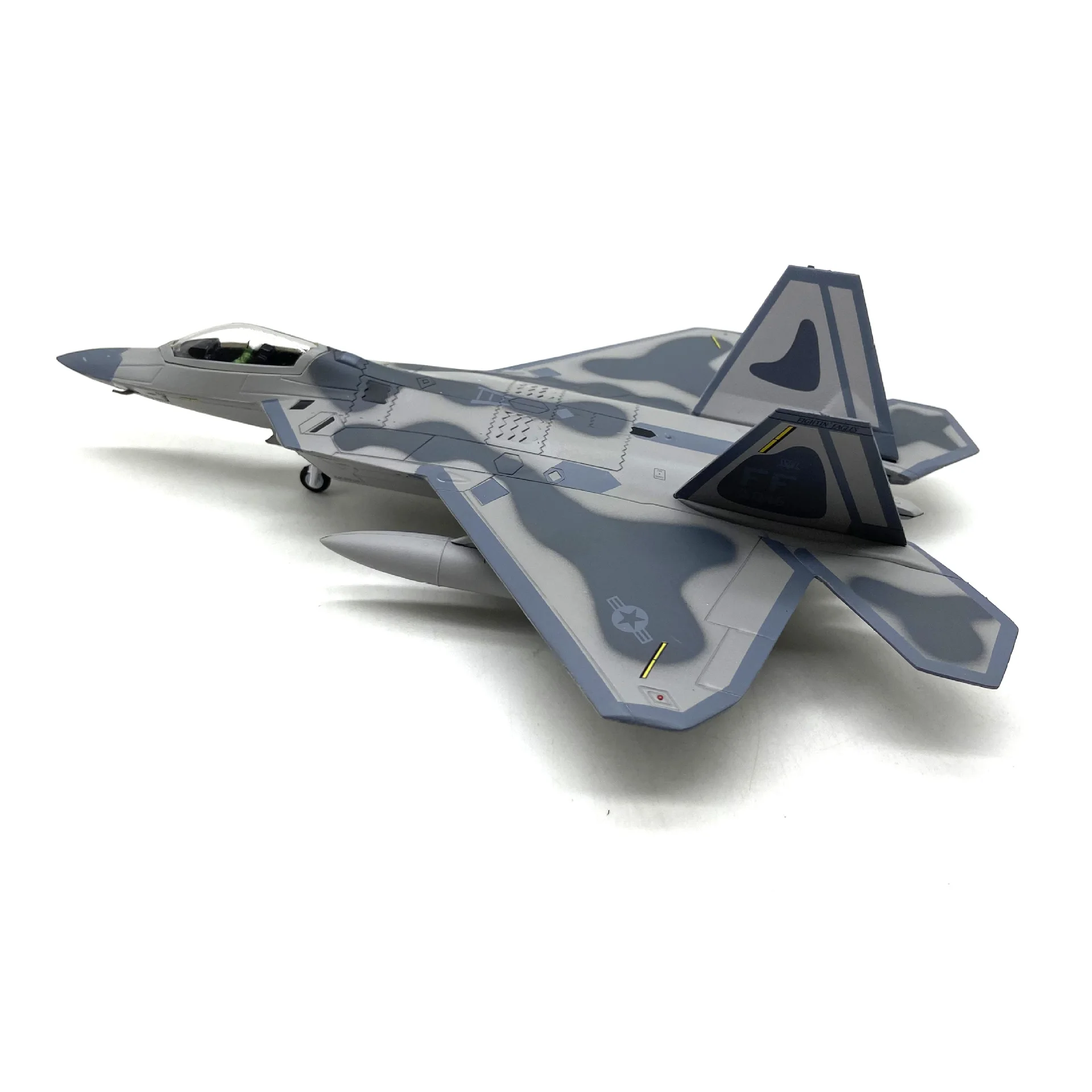 1/100th Die-Cast American F-22 Fighter Raptor Plane Aircraft Model Keepsake Raptor Aircraft Diecast Model W/ Stand Kids Gift