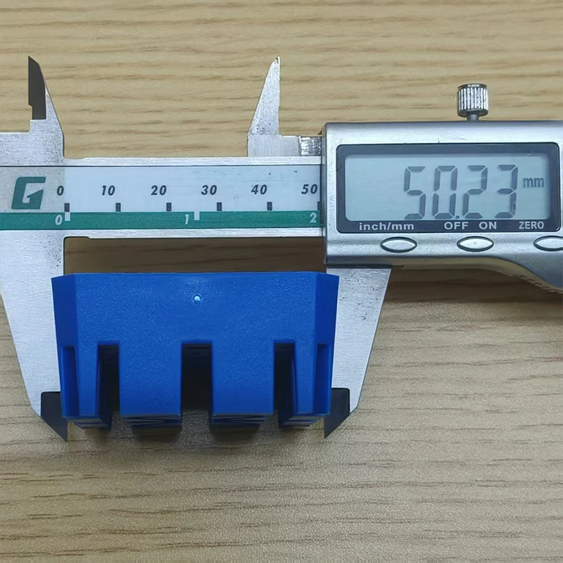 Watch Repair Bracelet Holder Crossed Different Slots Stable Plastic Watch Link Removal Support Holder for Watchmaker Tools