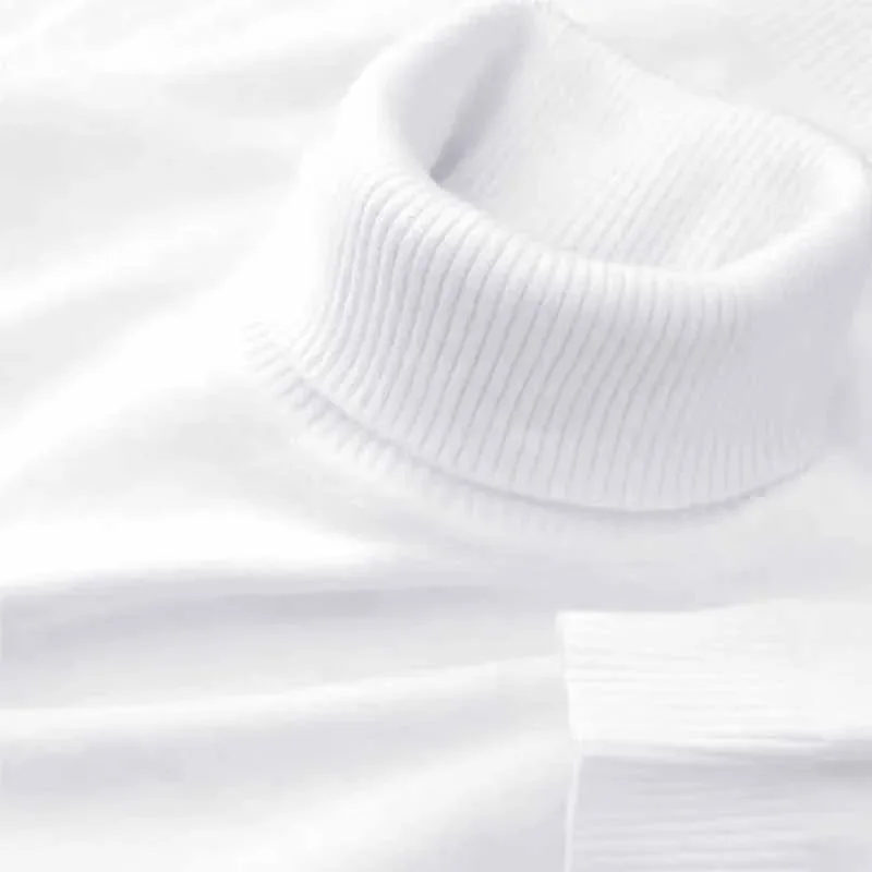 جديد 2025 سترات رجالي محبوكة بلون سادة بلوفرات قابلة للتنفس ملابس خروج أساسية دافئة للخريف ملابس عمل