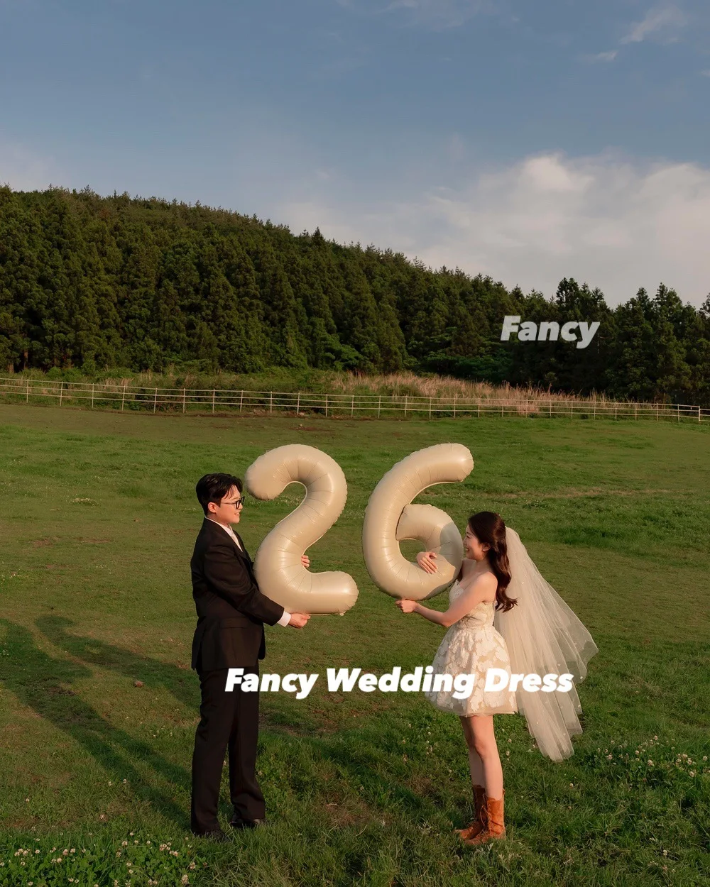 화려하고 우아한 레이스 웨딩 드레스 한국 사진 촬영 미니 짧은 이브닝 드레스 민소매 백 코르셋 맞춤형