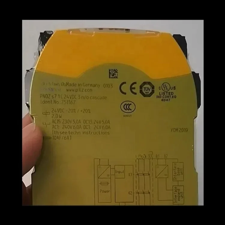 

PNOZ s7.1 C 24VDC 3 n/o contact expansion 751167 PNOZ s7 750107 751107 751187 750167 HOT SALE