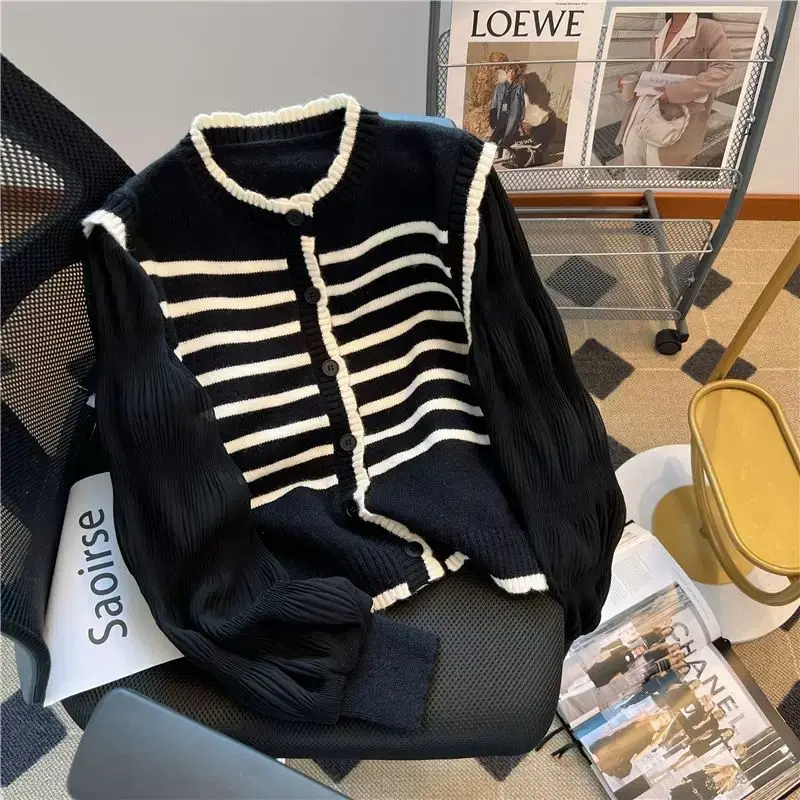 Spring Autumn New Thin Patchwork Fake Two-piece Cardigan Long Sleeve Striped Youth Knitting Tops Fashion Korean Women Clothing